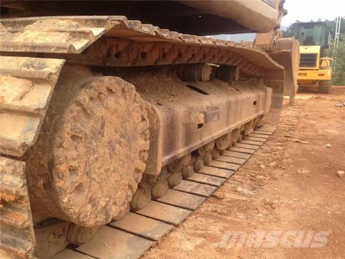 CAT 320 B Rupsgraafmachines