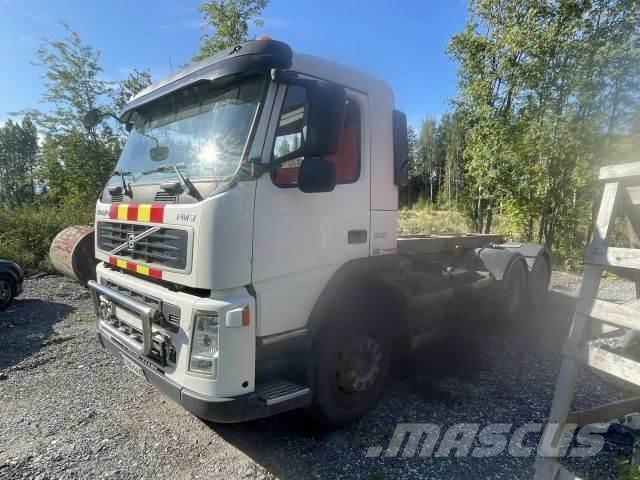 Volvo FM9 Containertrucks met kabelsysteem