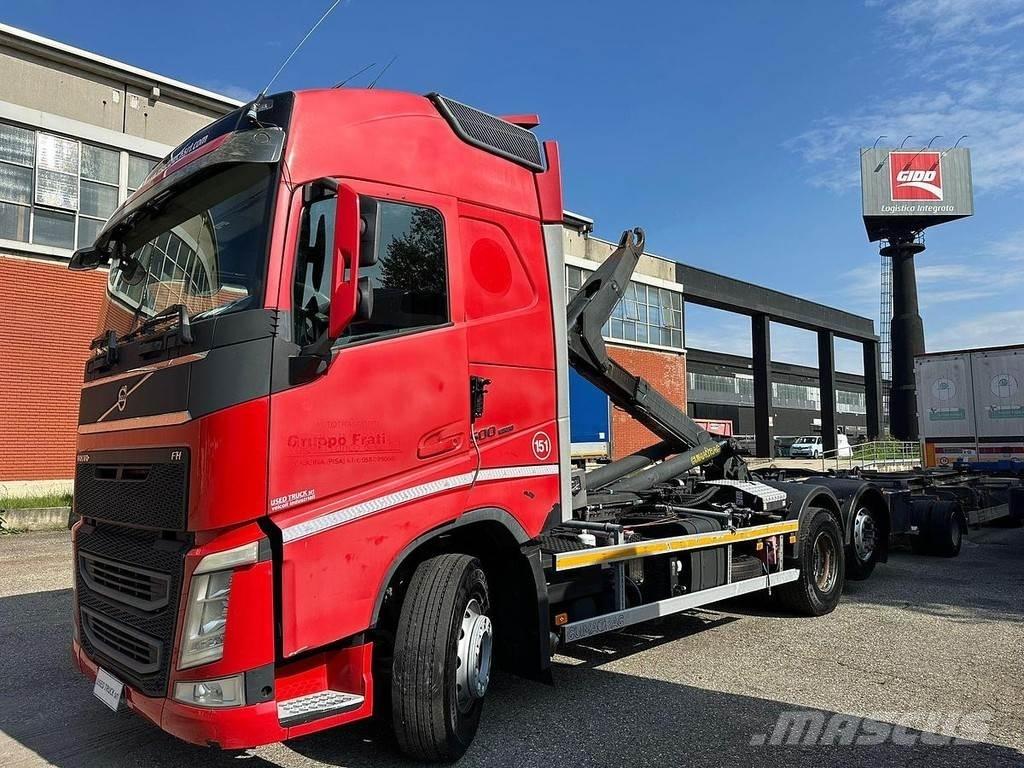 Volvo FH500 Vrachtwagen met containersysteem
