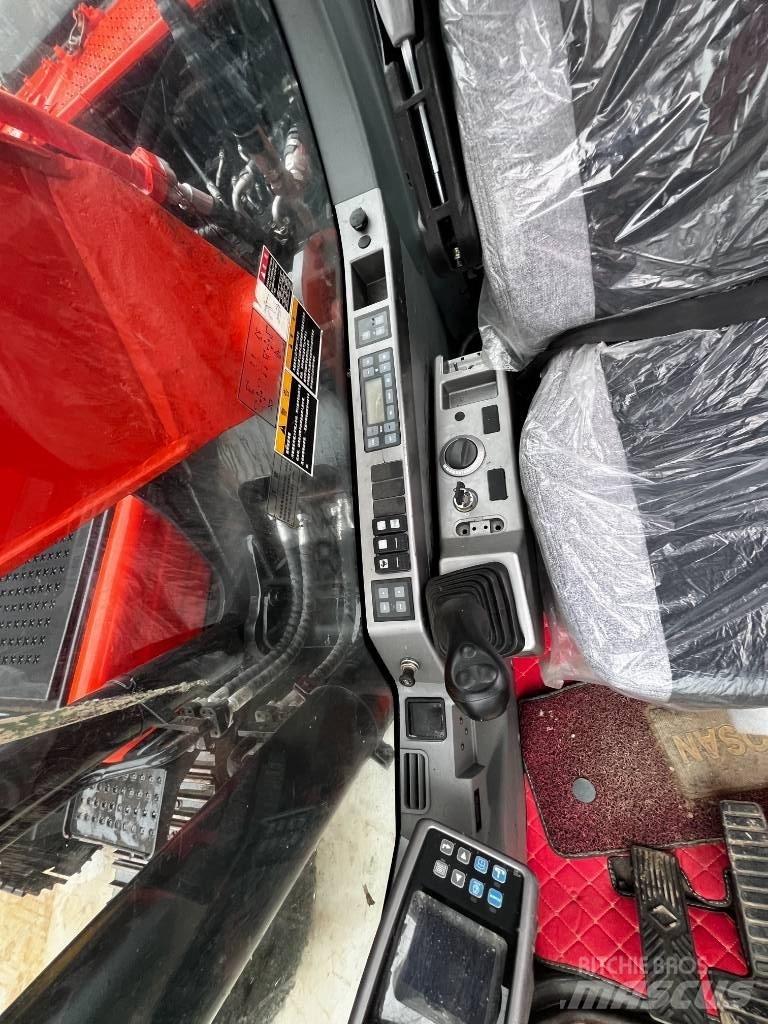 Doosan DX 225 LC-9 Rupsgraafmachines