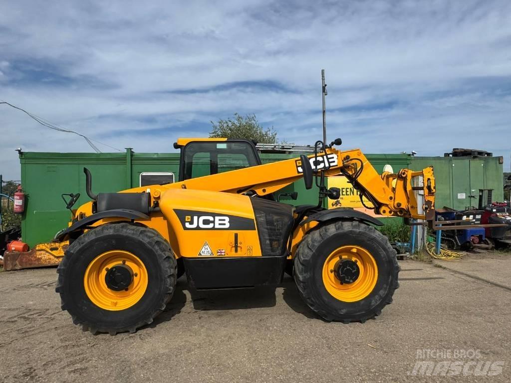 JCB 526-56 Agri Verreikers voor landbouw