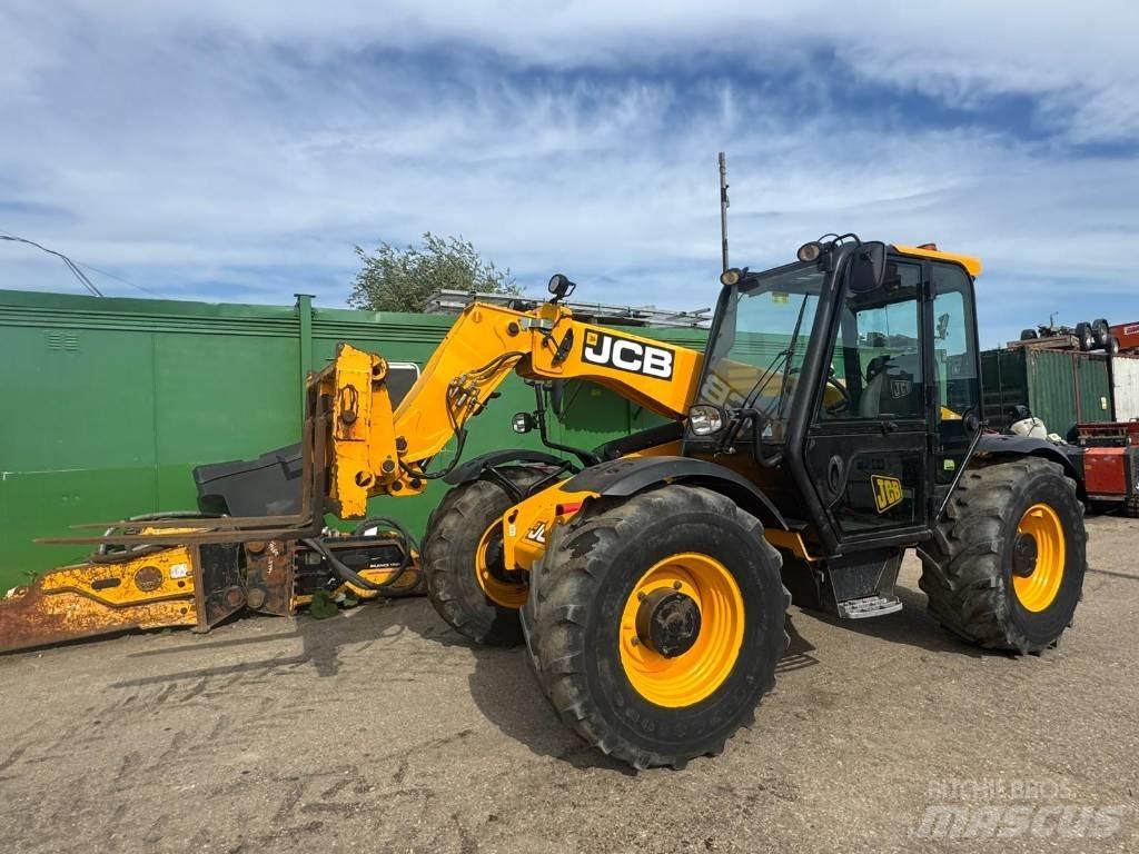 JCB 526-56 Agri Verreikers voor landbouw