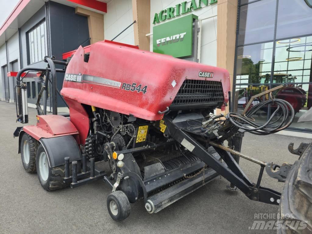 CASE RB 544 Ronde-balenpersen