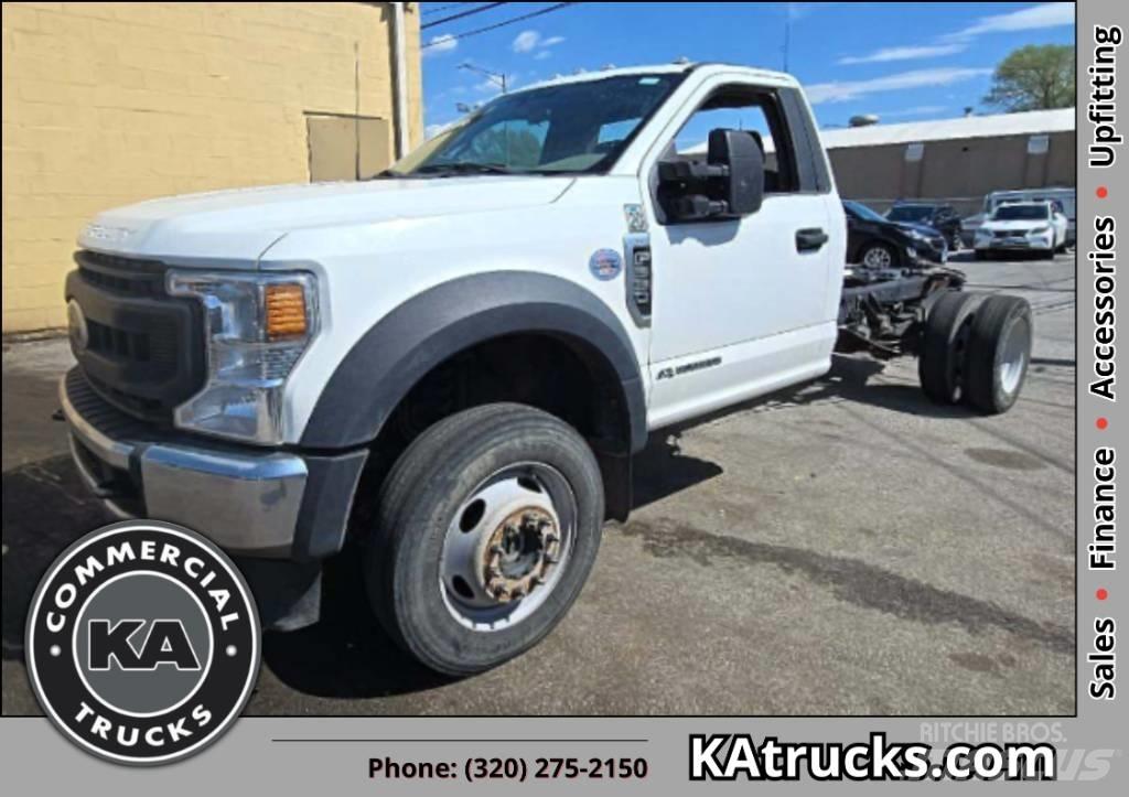 Ford F 550 XL SD Chassis met cabine