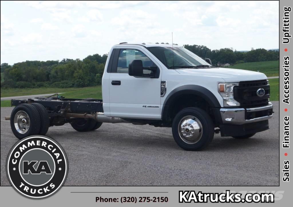 Ford F 550 XL SD Chassis met cabine