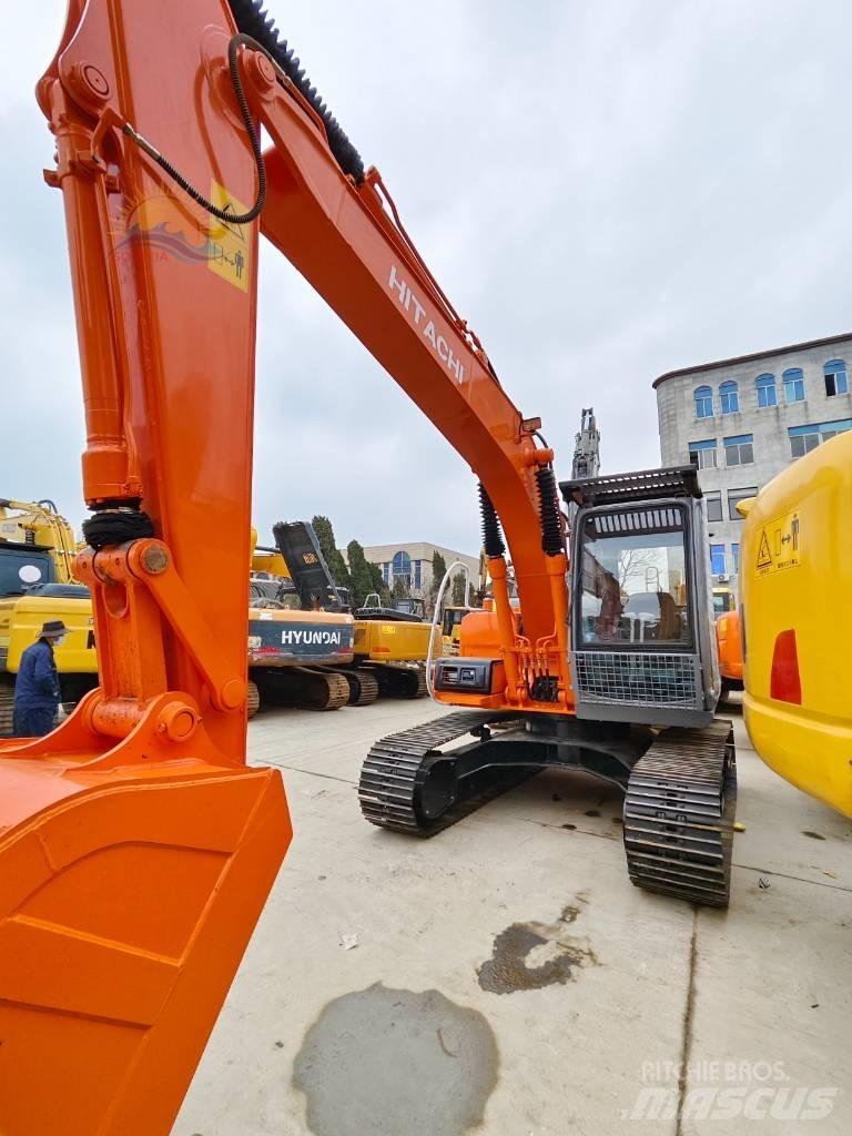 Hitachi EX 120 Rupsgraafmachines