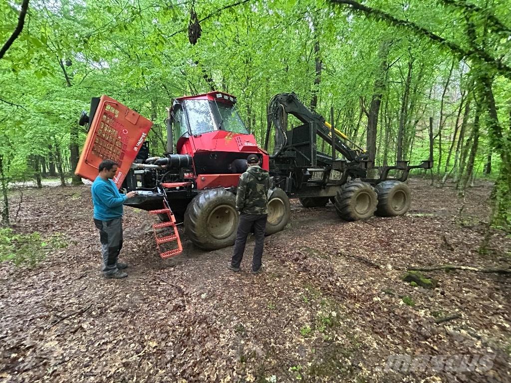 Valmet 840.2 Uitrijwagens