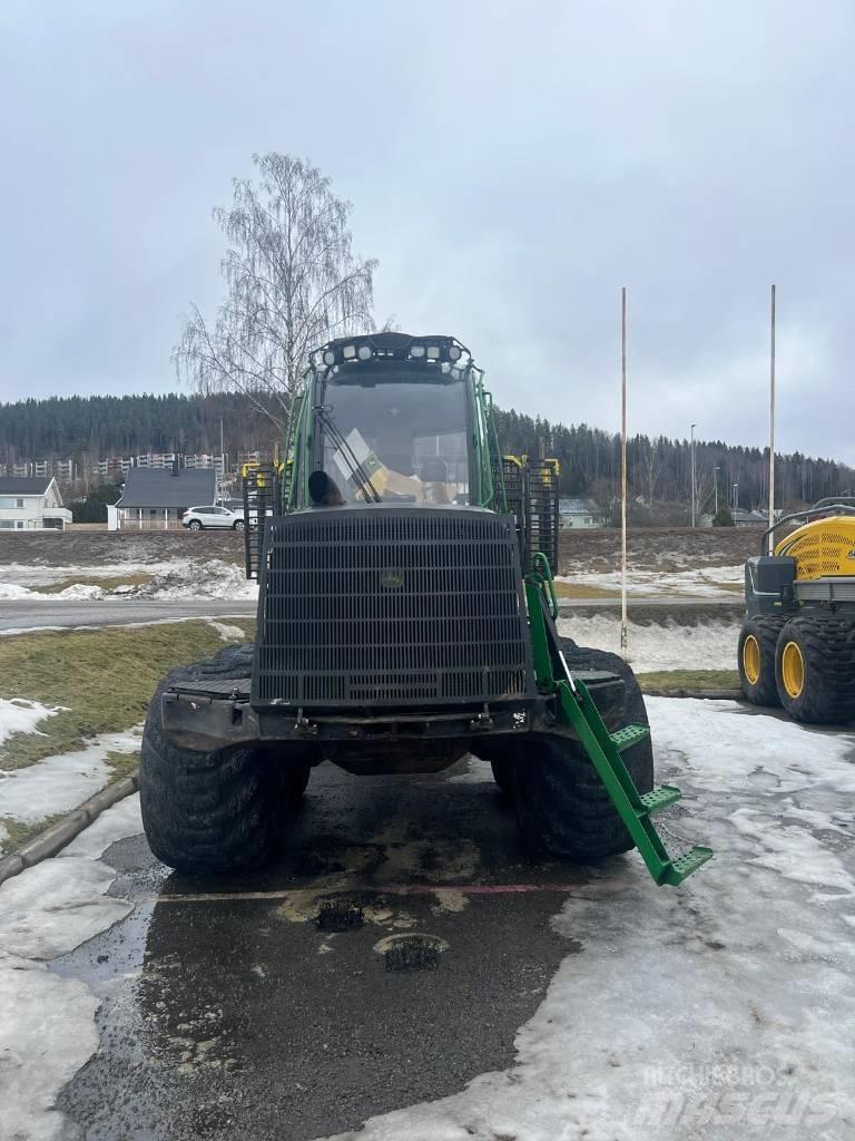 John Deere 1210 E Uitrijwagens