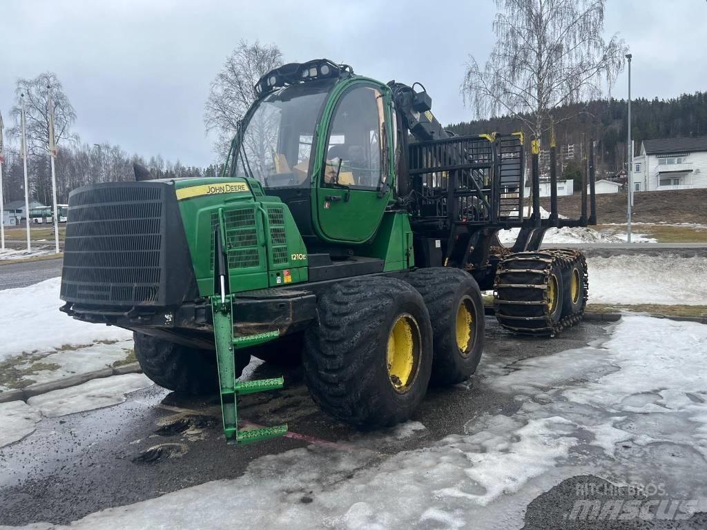 John Deere 1210 E Uitrijwagens