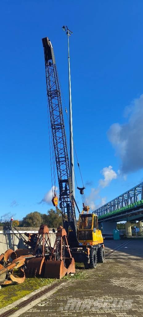 Sennebogen S 611 M Ruw terrein kranen