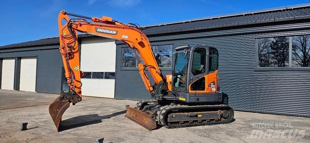 Doosan DX 85r -3 Midigraafmachines 7t - 12t