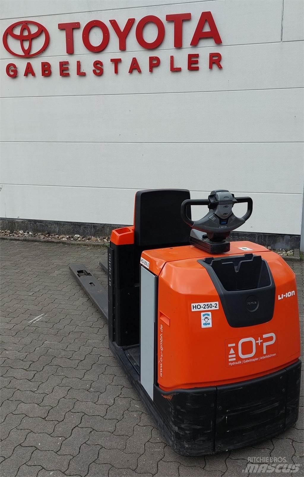 Toyota OSE 250 Orderpicker voor laag niveau
