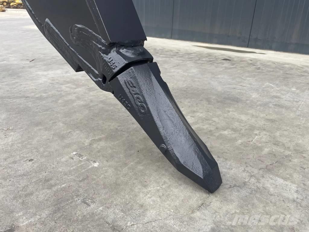  Smitma CW40 Ripper Wegopbrekers