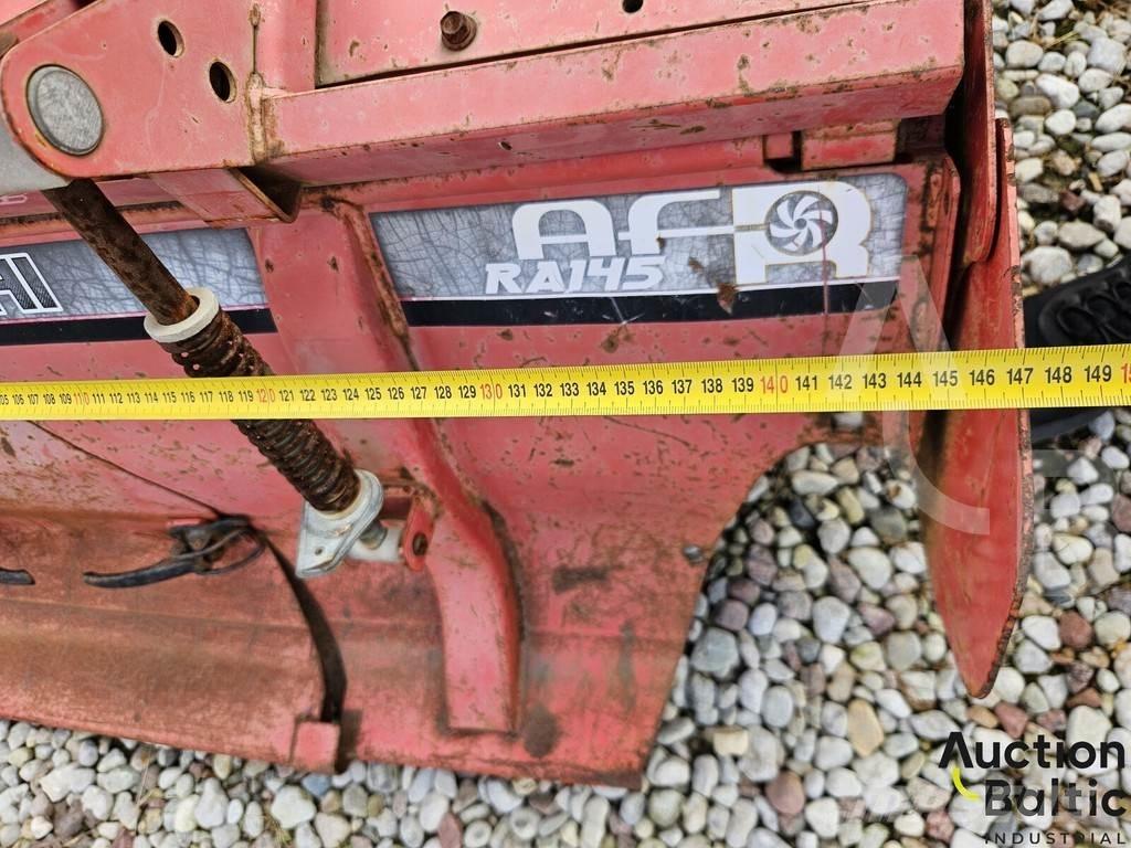Mitsubishi MT200 Tractoren