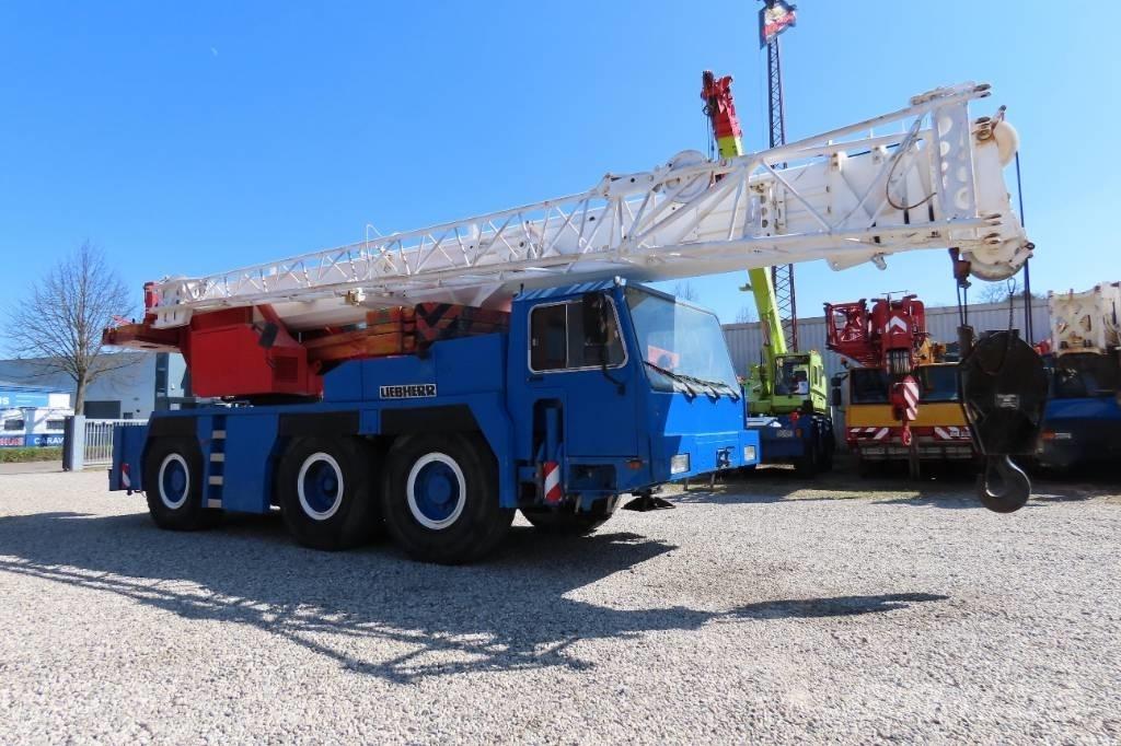 Liebherr LTM 1050-1 Kranen voor alle terreinen