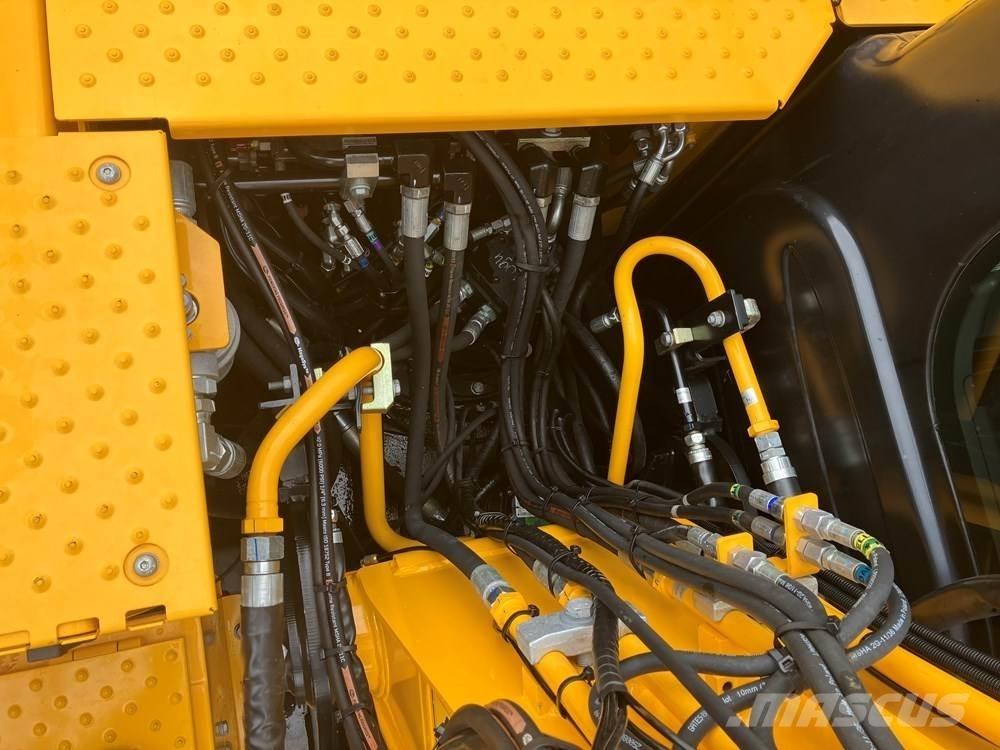 JCB JS145W Wielgraafmachines