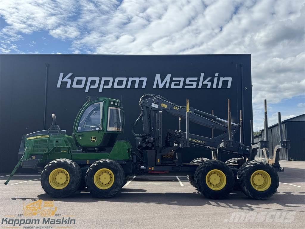 John Deere 1210G Uitrijwagens