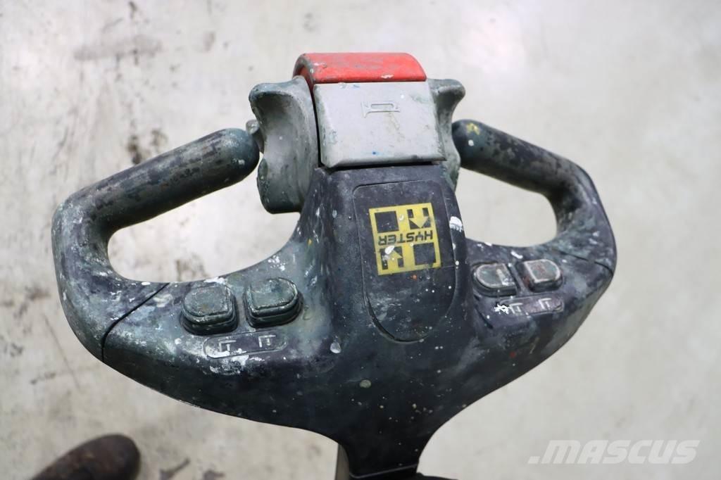 Hyster S1.6 Meeloop stapelaar