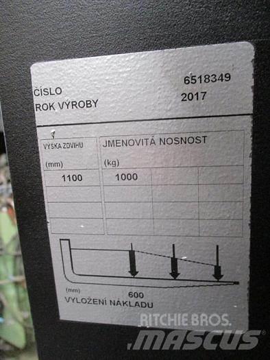 Toyota OSE 100W Orderpicker voor laag niveau