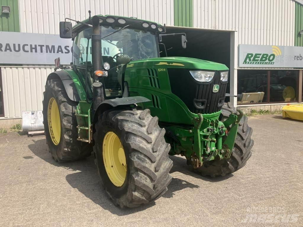 John Deere 6210 R Tractoren