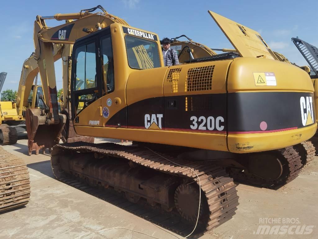 CAT 320 C Rupsgraafmachines