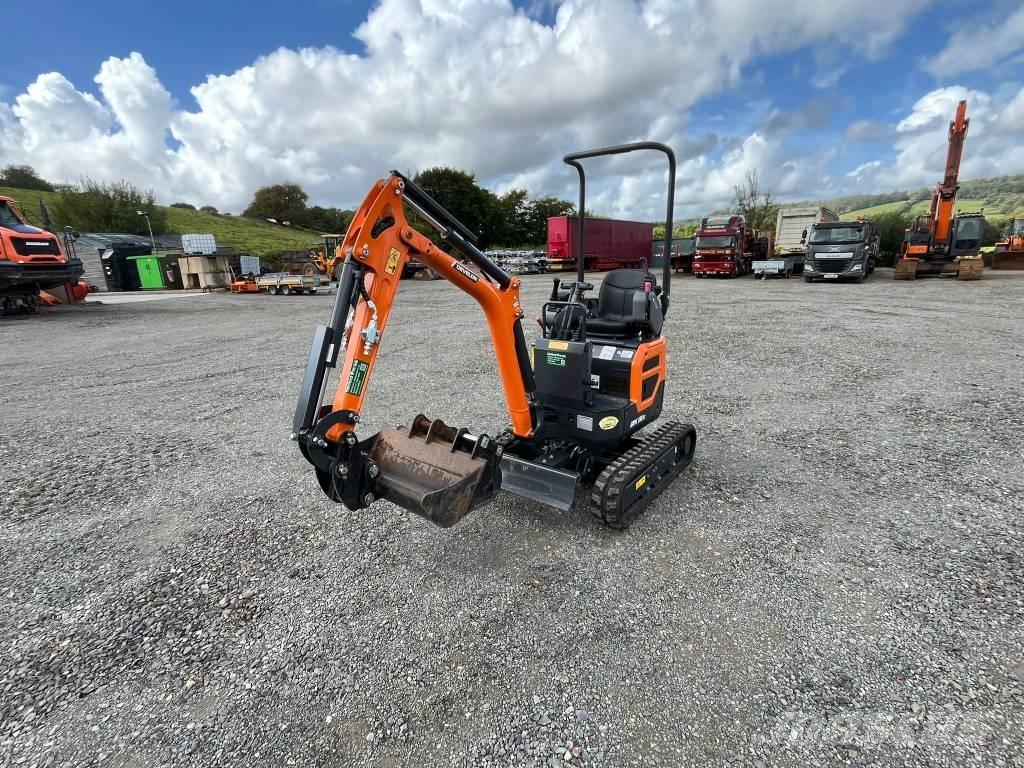 Develon DX 10 Z-7 Minigraafmachines < 7t