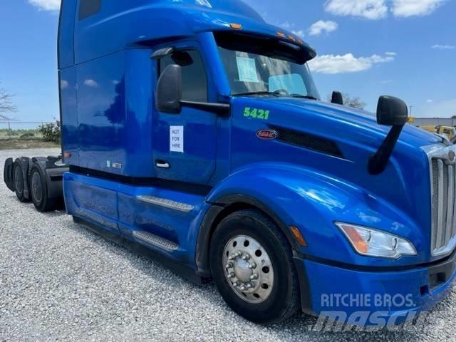 Peterbilt 579 Trekkers