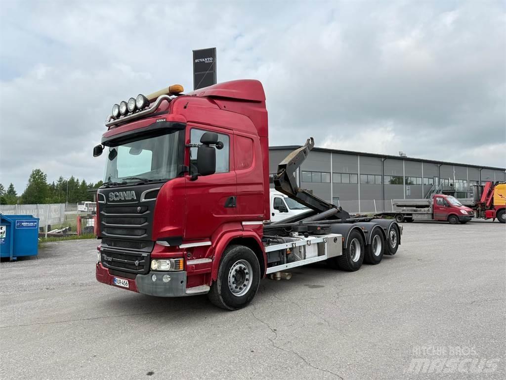 Scania R730 8x4 Vrachtwagen met containersysteem