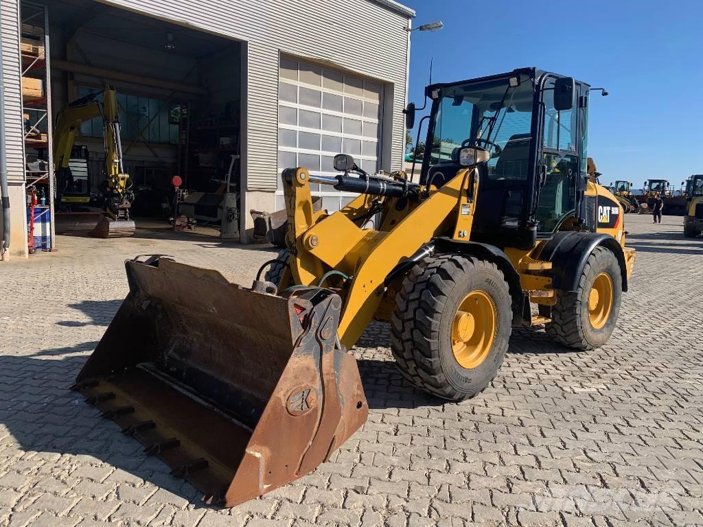 CAT 908M Wielladers