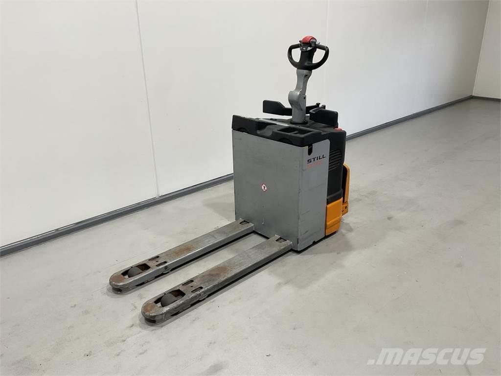 Still ECO-SF20 Pallettruck met meerij platform