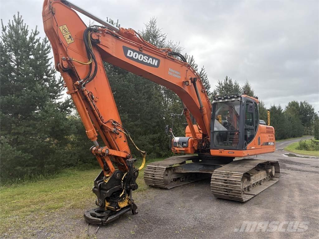 Doosan DX225LC-3 Rupsgraafmachines