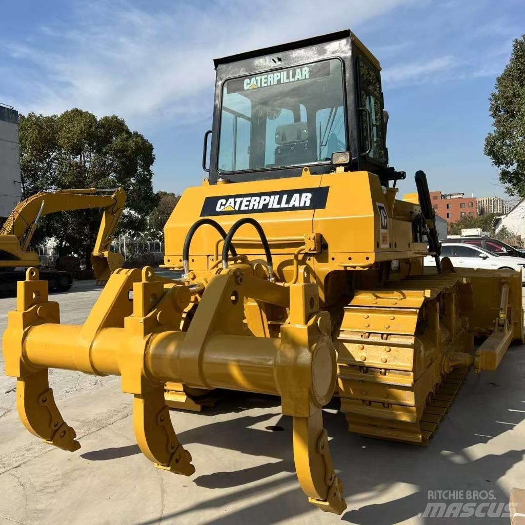 CAT D 7 G Graders