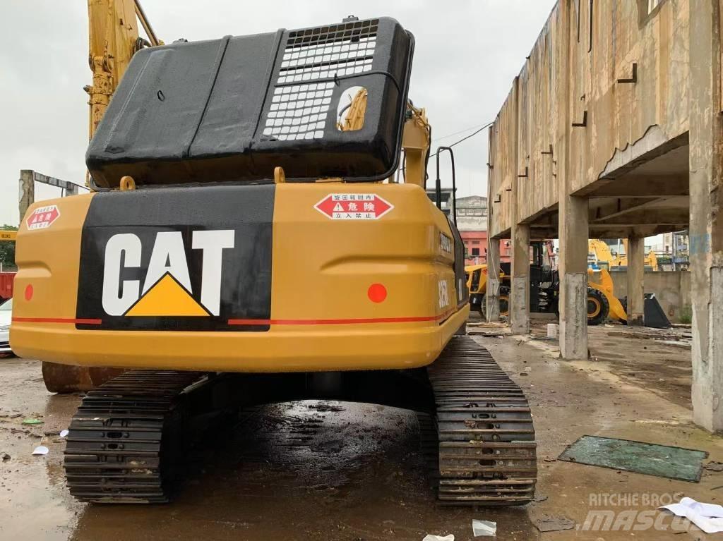 CAT 325 B L Rupsgraafmachines