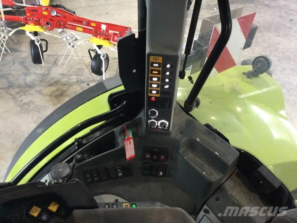 CLAAS ARION 550 Tractoren