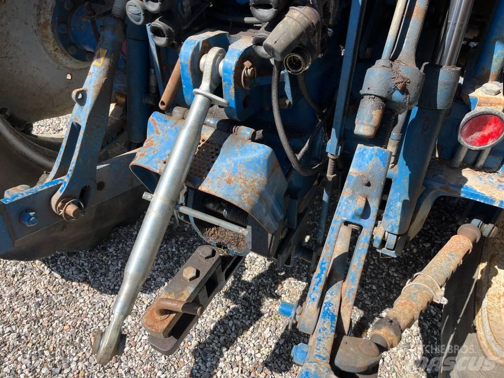 Ford 8210 Force III Tractoren
