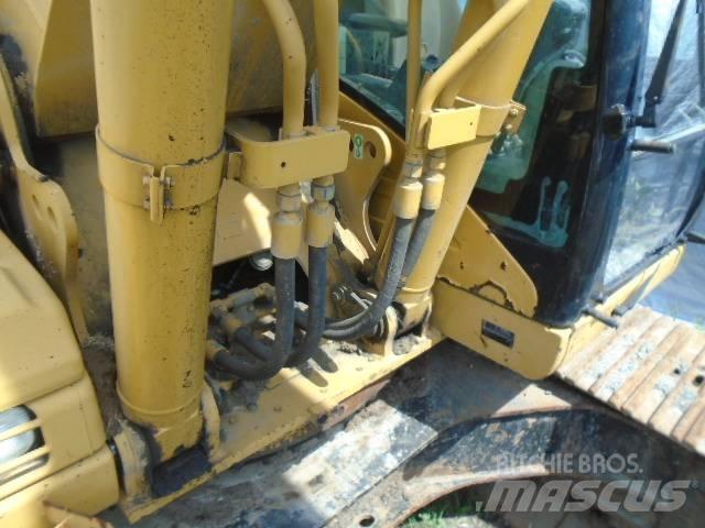 CAT 330 D L Rupsgraafmachines