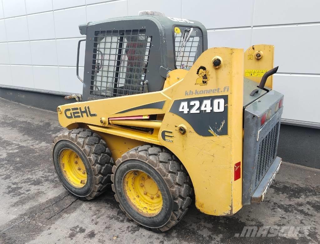 Gehl 4240 E Schrankladers