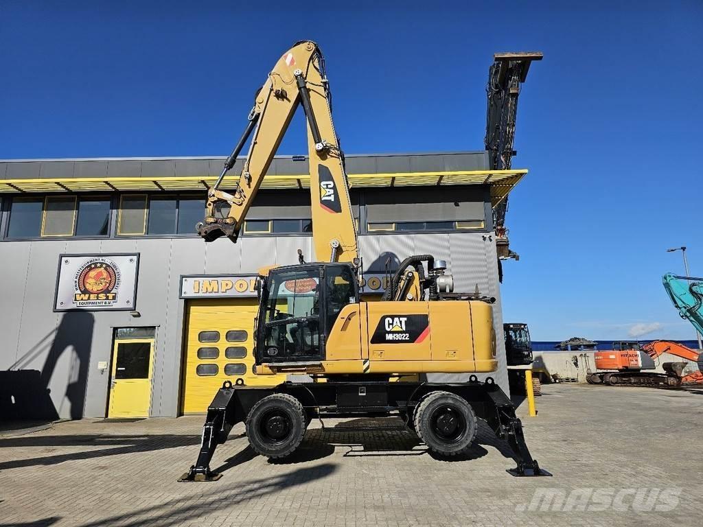 CAT MH 3022 Wielgraafmachines