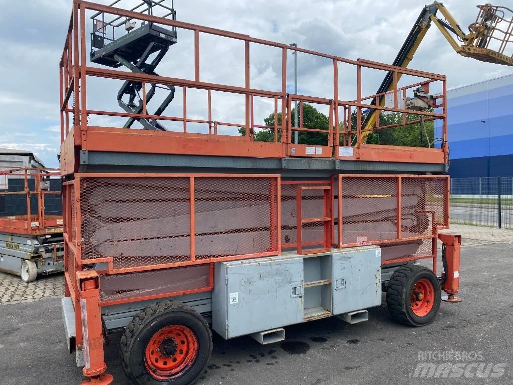 SkyJack SJ 9250 RT Schaarhoogwerkers