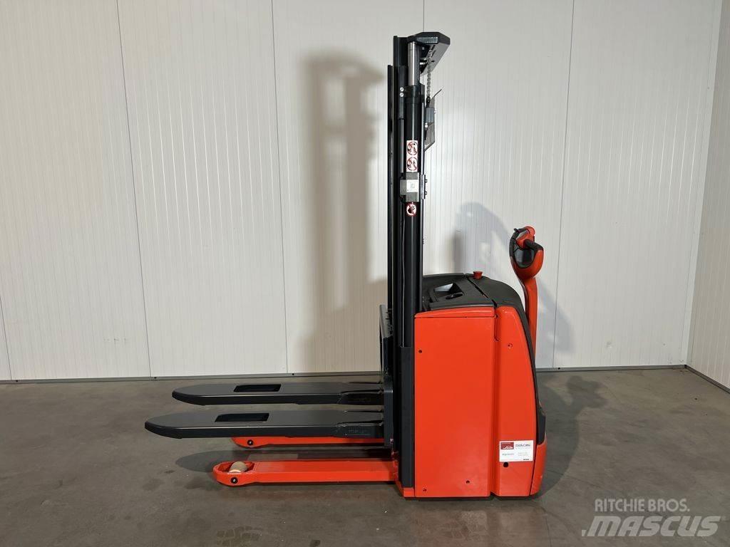 Linde L14 Meeloop stapelaar