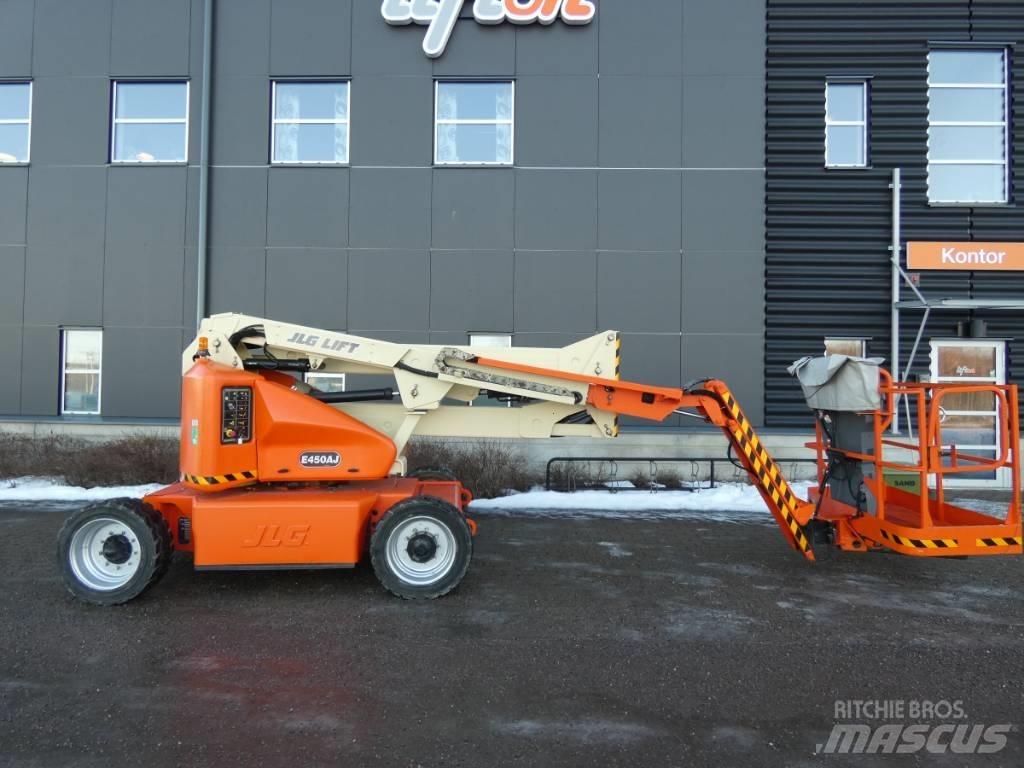 JLG E 450AJ  Bomlift Knikarmhoogwerkers