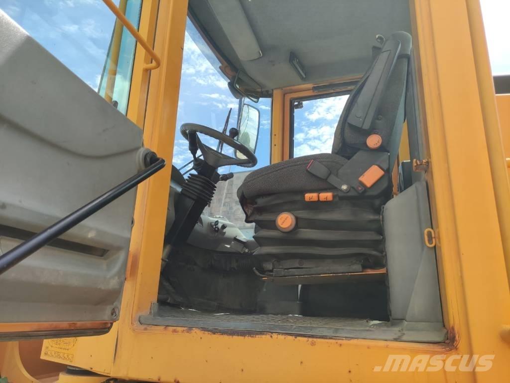 Volvo L 90 E Wielladers