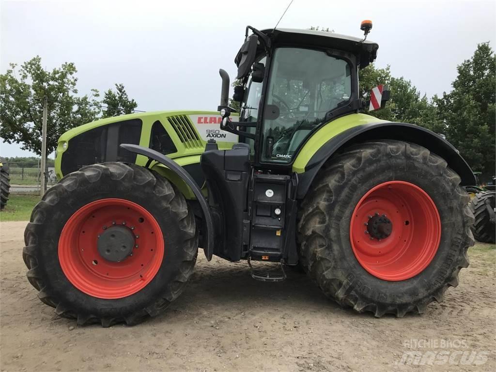 CLAAS Axion 950 Tractoren