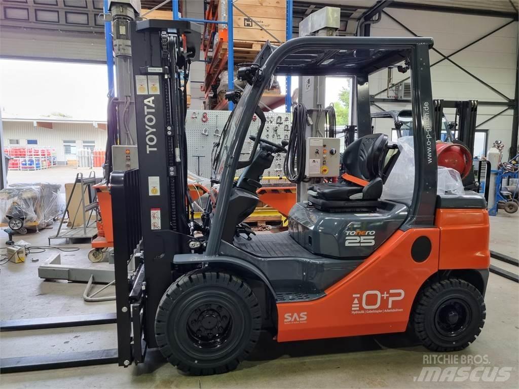Toyota 02-8FGF25 LPG heftrucks