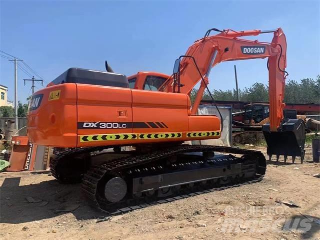 Doosan DX 300 LC Rupsgraafmachines