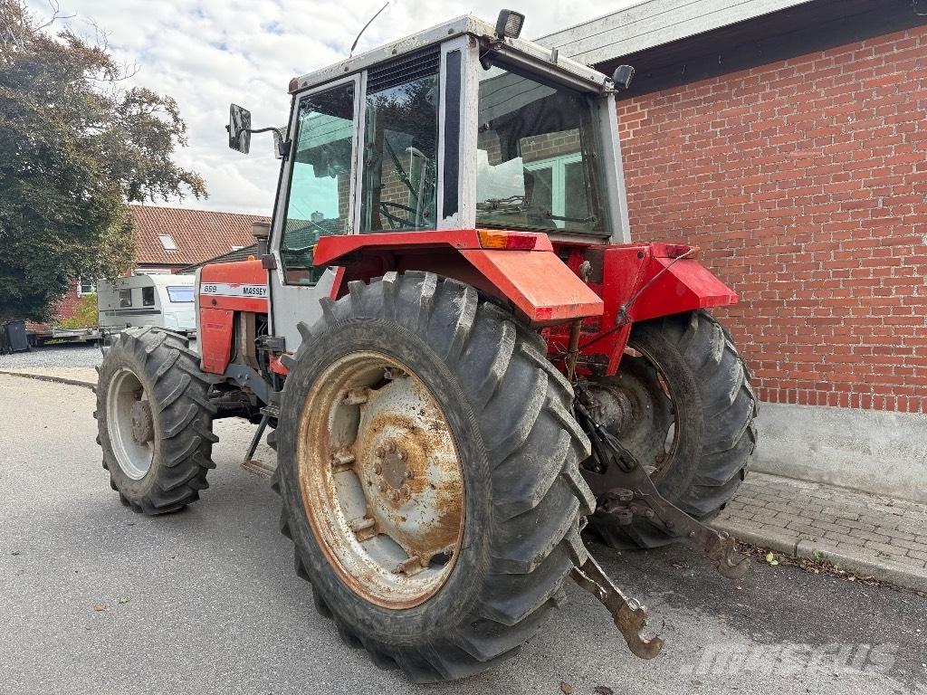 Massey Ferguson 699 Tractoren