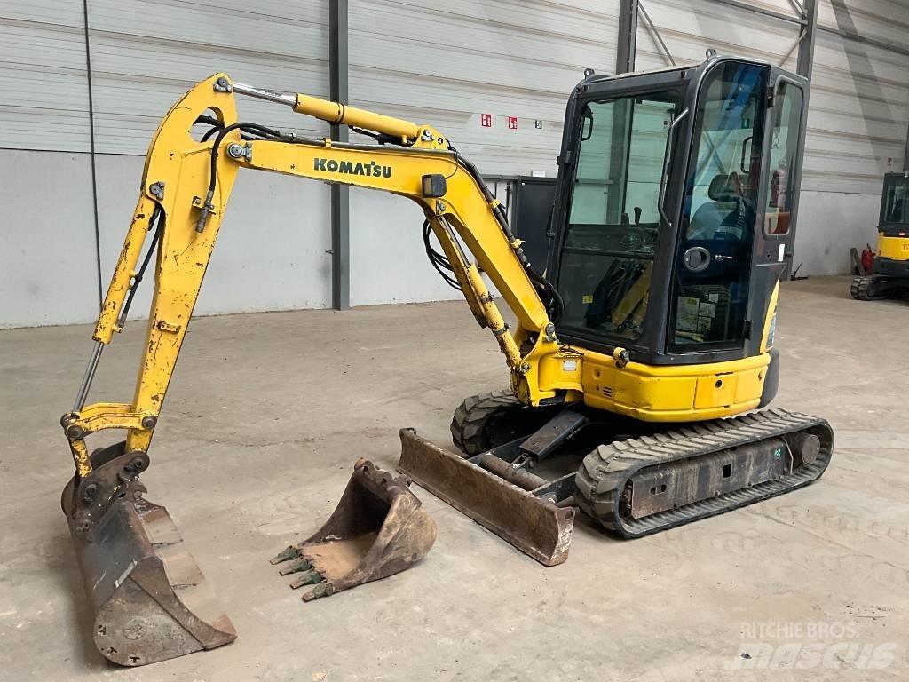 Komatsu PC 26 MR-3 Minigraafmachines < 7t