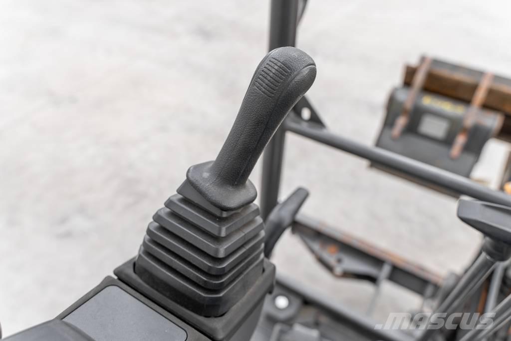 CASE CX 17 D Minigraafmachines < 7t