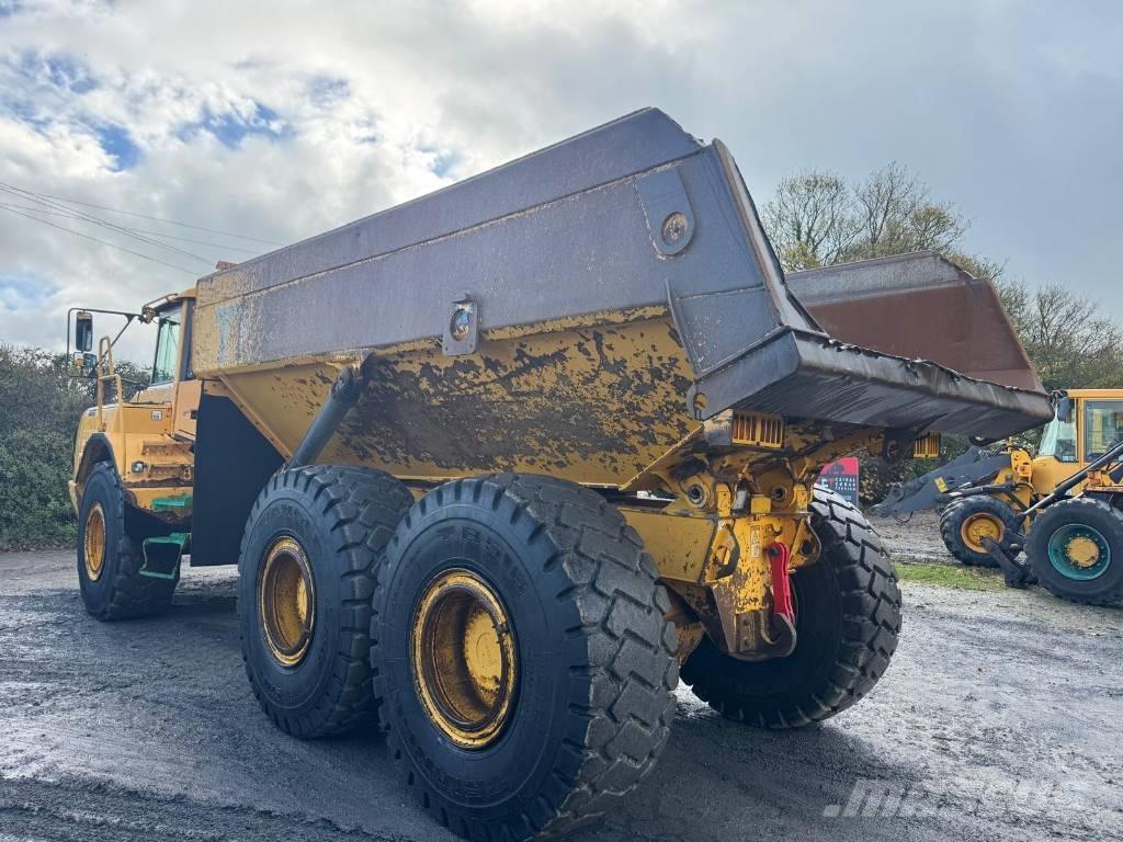 Volvo A 25 D Knik dumptrucks