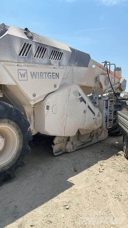 Wirtgen WR250i Asfalt recyclers